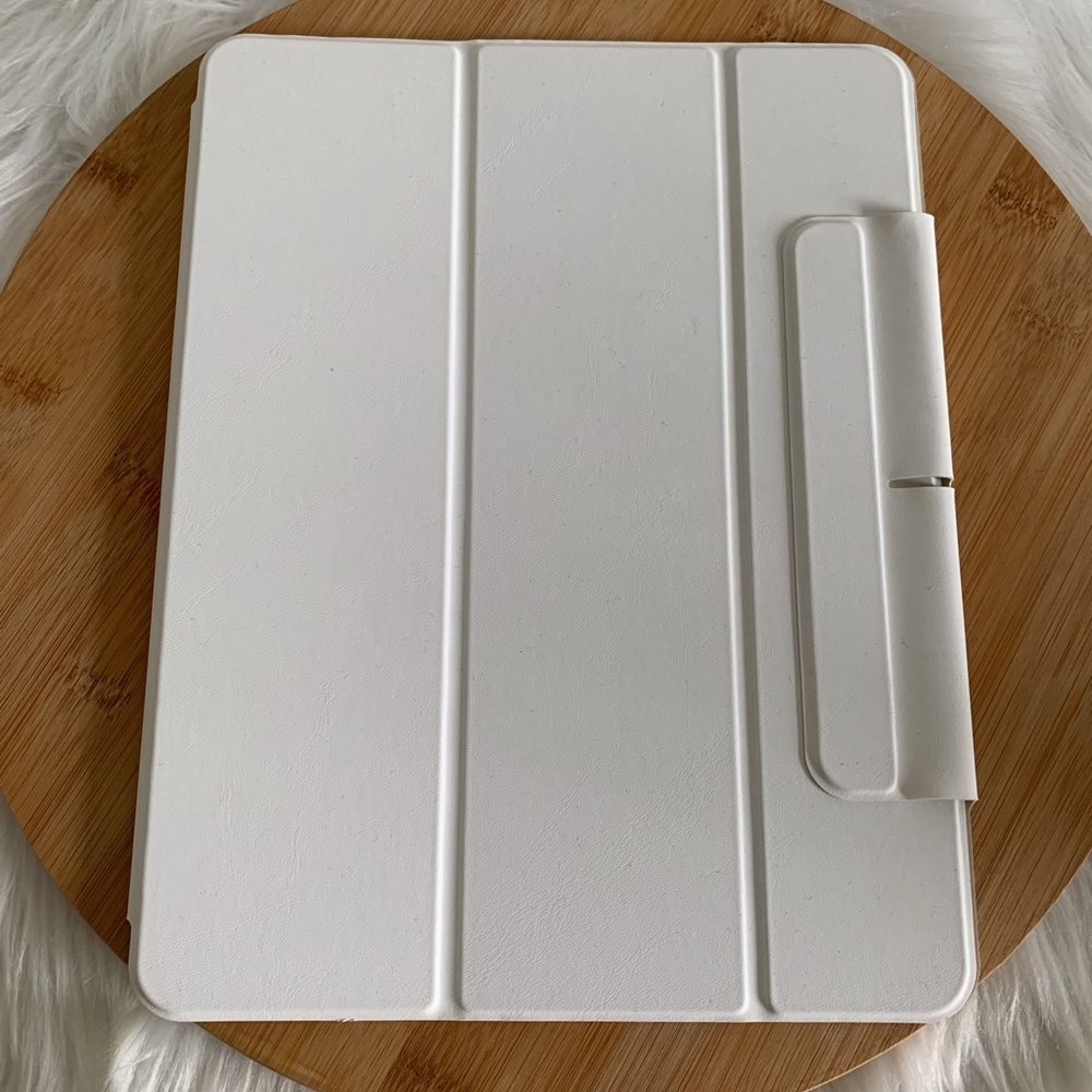 Premium White Tablet Cover